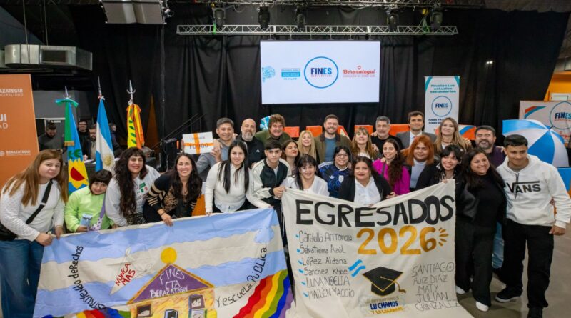 Más de 280 berazateguenses finalizaron sus estudios secundarios con el Plan FinEs 2