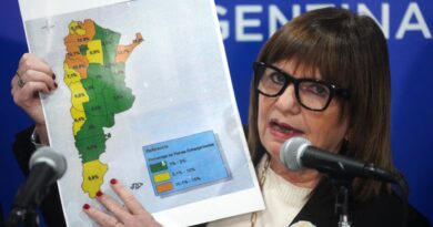 Sin respaldo, el oficialismo dio de baja la cláusula de venta de tierras a extranjeros para salvar la sesión