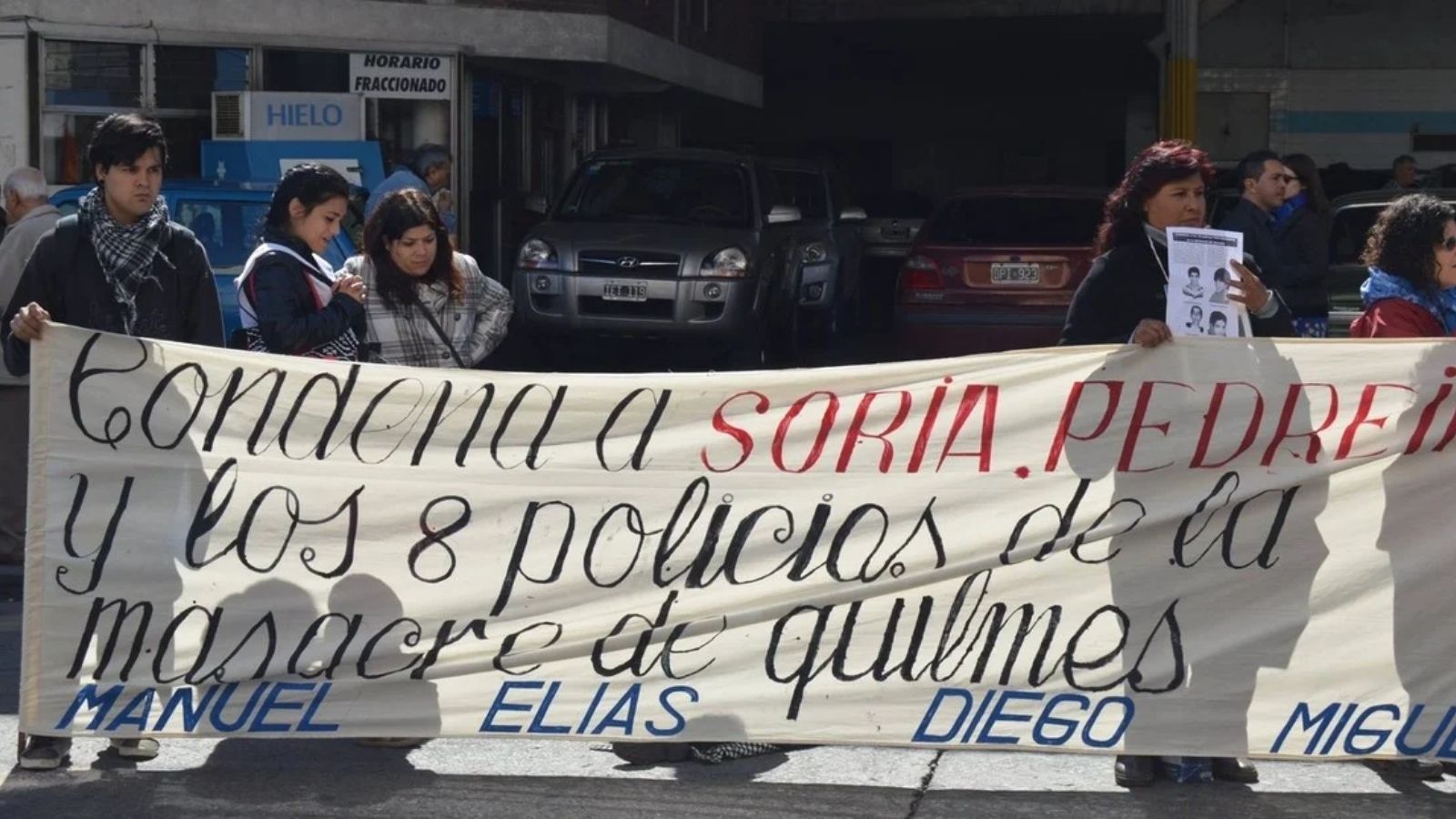 Un excabo condenado por la "Masacre de Quilmes" incumplió 100 veces la domiciliaria