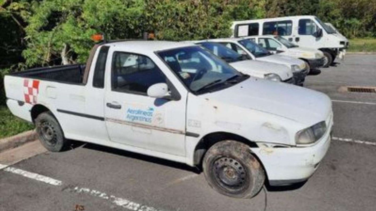 Aerolíneas Argentinas pone a subastar autos de su flota por $5 mil