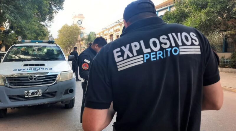 Lanús | Alumnos sufren continuas interrupciones de clases por amenazas de bomba