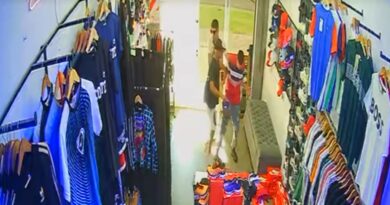 Berazategui | Maniataron a empleados de un comercio y robaron millones en mercadería