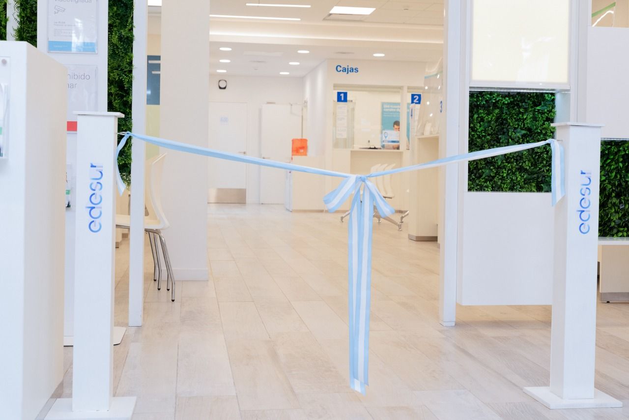 Edesur renovó su oficina comercial de Berazategui
