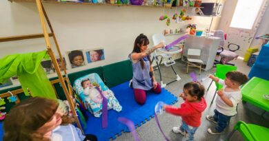 Salas maternales en Berazategui permiten a estudiantes con hijos finalizar sus estudios