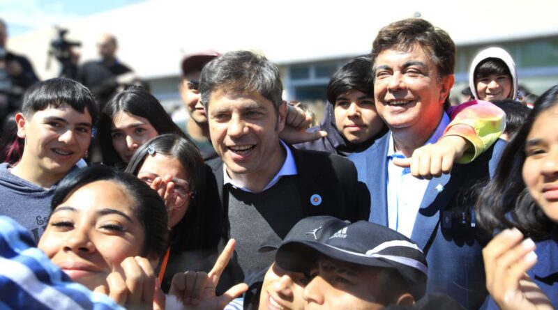 Kicillof y Espinoza encabezaron un acto por el Día de la Lealtad en La Matanza