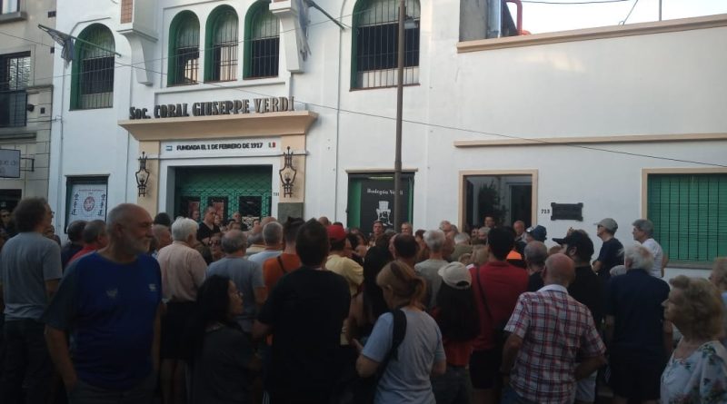 Vecinos de Bernal protestaron por el aumento de tasas municipales en Quilmes: "Es una locura"