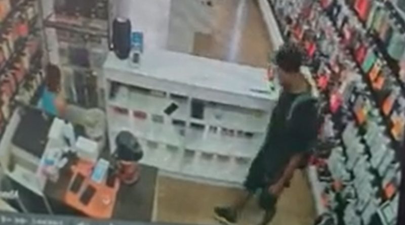 Delincuente armado asaltó un local en pleno centro de Quilmes