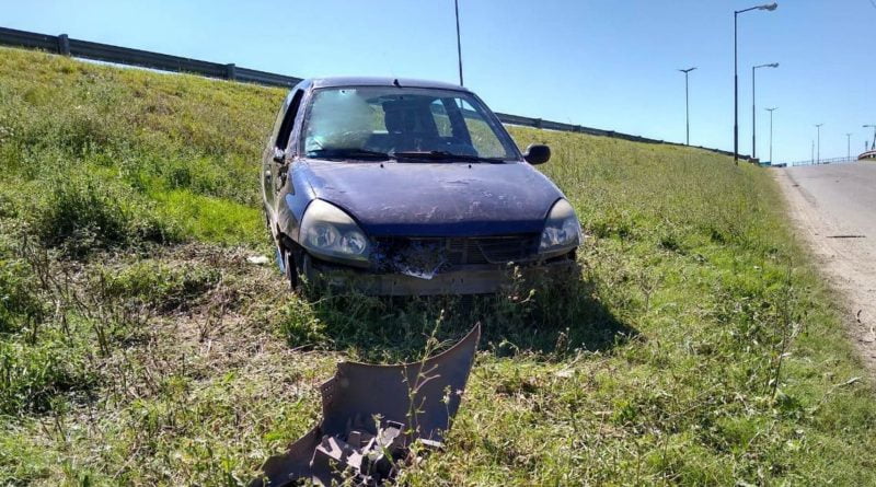 Berazategui | Una adolescente murió tras despistar en la Autopista el auto en el que viajaba