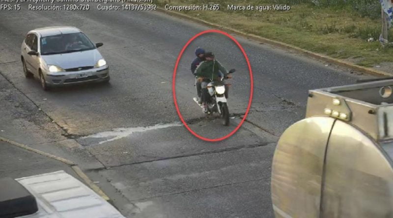 Detuvieron a un adolescente por el crimen del joven al que intentaron robarle la moto en Lanús