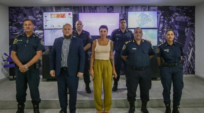 Mayra Mendoza se reunió con las nuevas autoridades policiales de Quilmes