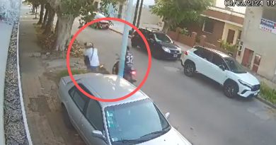Motochorros asaltaron a una mujer en Bernal