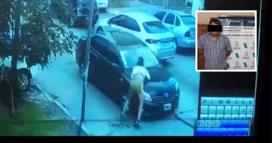 Automovilista embistió a dos mujeres y arrastró a una en el capot
