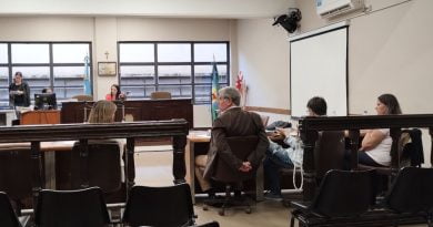 Condenaron a funcionaria judicial de Quilmes que cultivaba y vendía marihuana