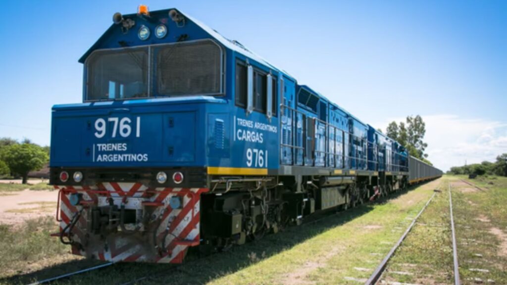 El Gobierno anunció el lanzamiento de la privatización del Belgrano Cargas