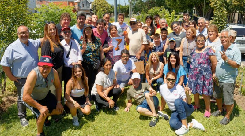 Reconocieron a un vecino de Berazategui por su compromiso con el barrio Primavera