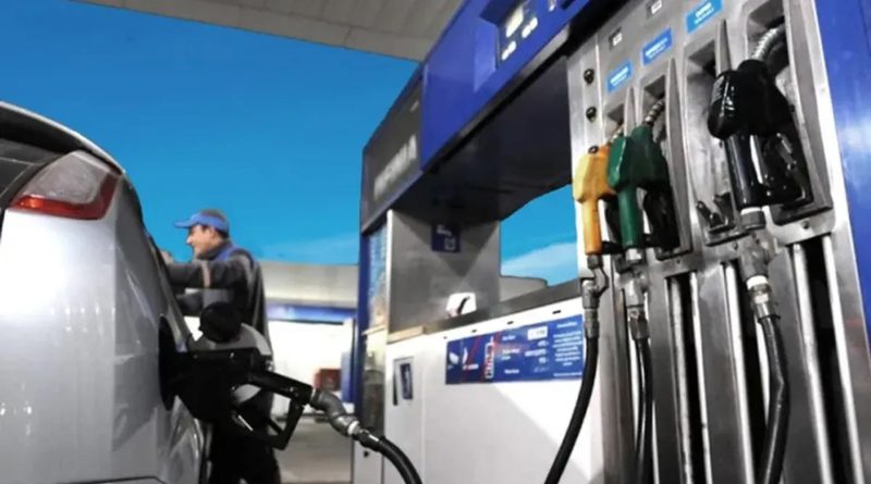 El Gobierno apuntó contra los intendentes que impusieron la Tasa Vial a los combustibles