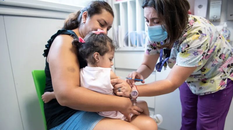 Virus respiratorios: el Garrahan recomienda vacunar a niños y embarazadas e intensificar la prevención