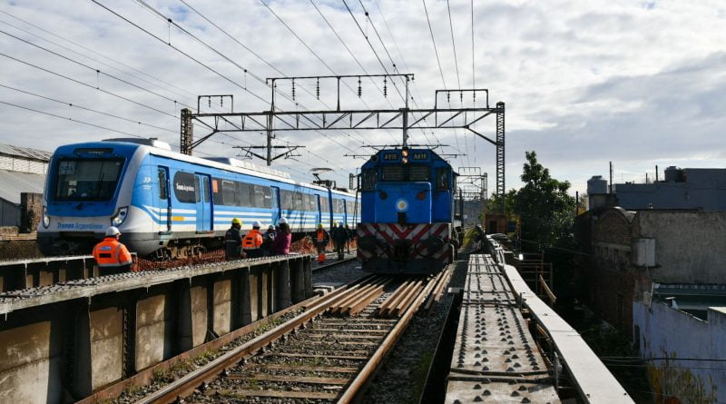 Tren Roca