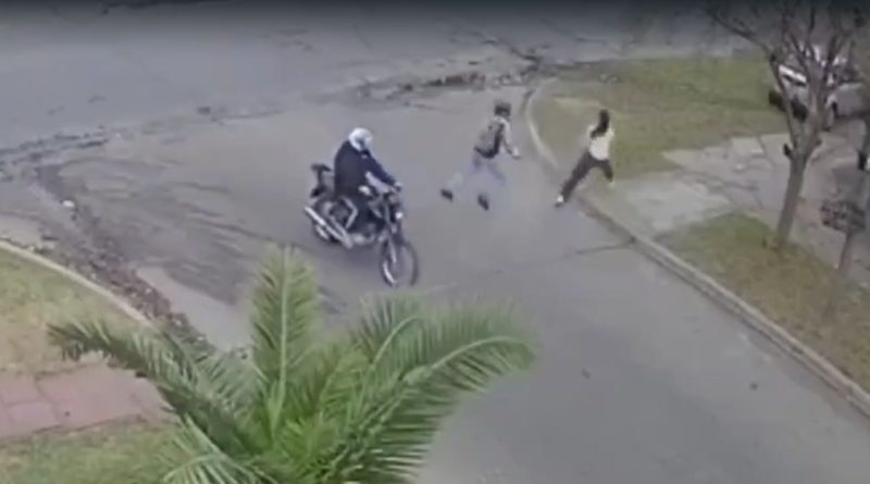 Quilmes | Policía se defendió de un robo y baleó a motochorros