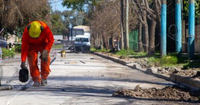 Avanza la reconstrucción de 30 mil metros cuadrados de pavimento en Berazategui