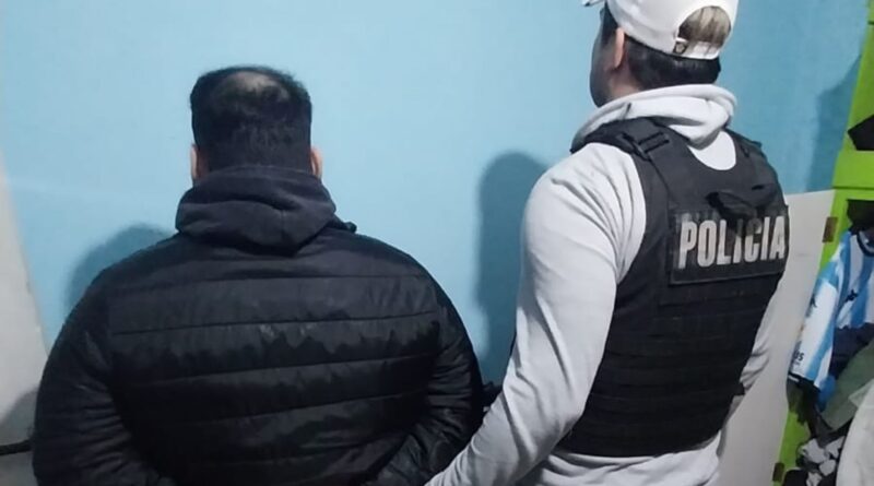 Detuvieron en Ezpeleta a pedófilo que acosaba a una menor por redes