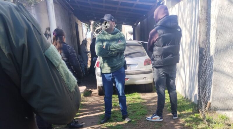 Hallan muerta a una pareja de policías en Florencio Varela
