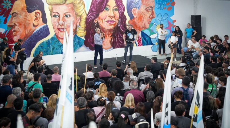 Máximo Kirchner, Mayra Mendoza y Guillermo Moreno inauguraron la sede del Ateneo Regional Néstor Kirchner