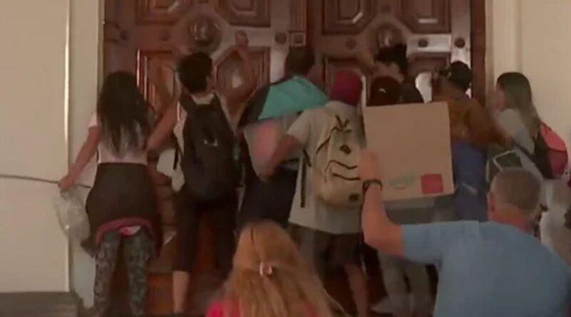 Incidentes en la marcha por Kim Gómez en La Plata: hay dos detenidos
