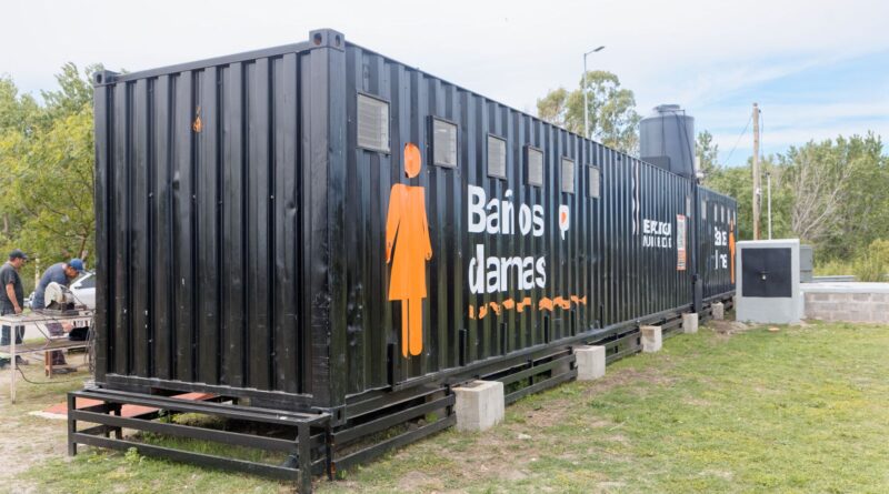 Instalaron los nuevos baños y espacios de servicio en la Costa de Hudson