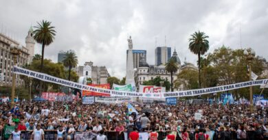 Agrupaciones de DDHH, políticas y sindicales marchan este martes en todo el país a 50 años del Golpe