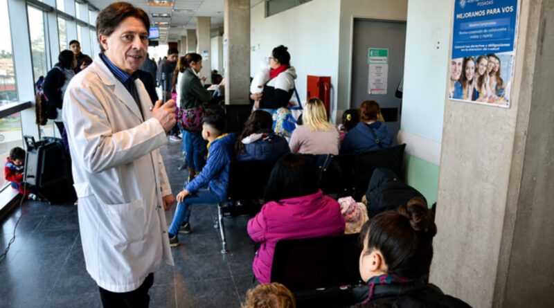 Extranjeros no residentes deben pagar por atención médica: en qué hospitales públicos se aplicará la medida