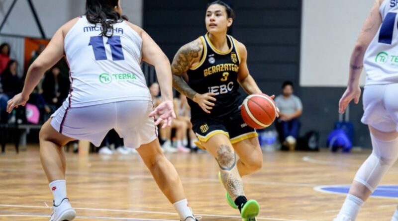 Liga Femenina de Básquet | Deportivo Berazategui inició los Playoffs con una victoria