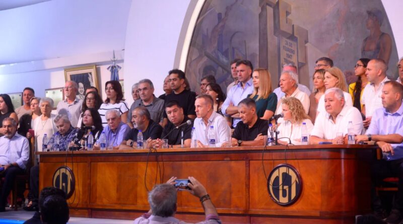 La CGT vuelve a mostrar músculo en una marcha por el Día del Trabajador