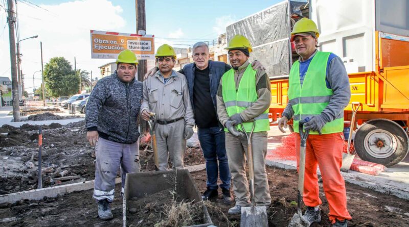 Carlos Balor recorrió la obra municipal que transformará Villa España