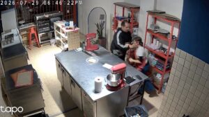 Quilmes Centro: se hizo pasar por cliente, robó y atacó a una empleada