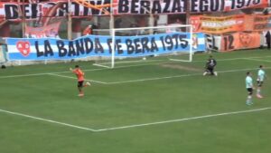 Primera C: Berazategui superó a Atlas y se acercó a la cima
